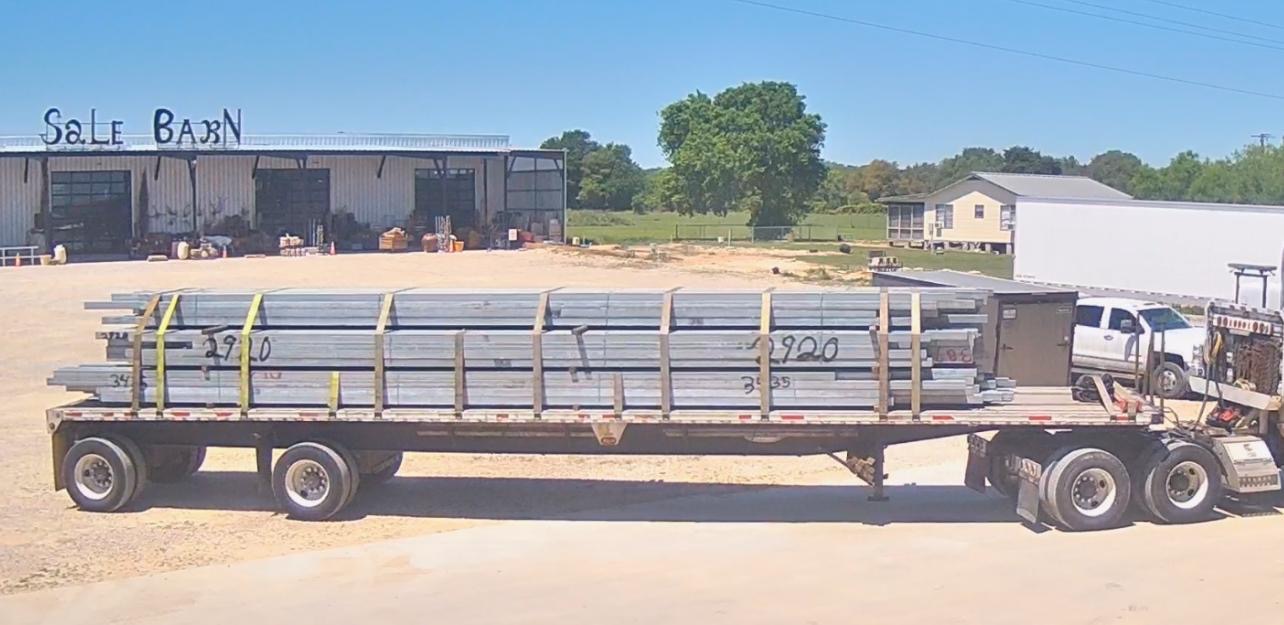 53-foot white refrigerated reefer trailer with front refrigeration unit for cold chain freight